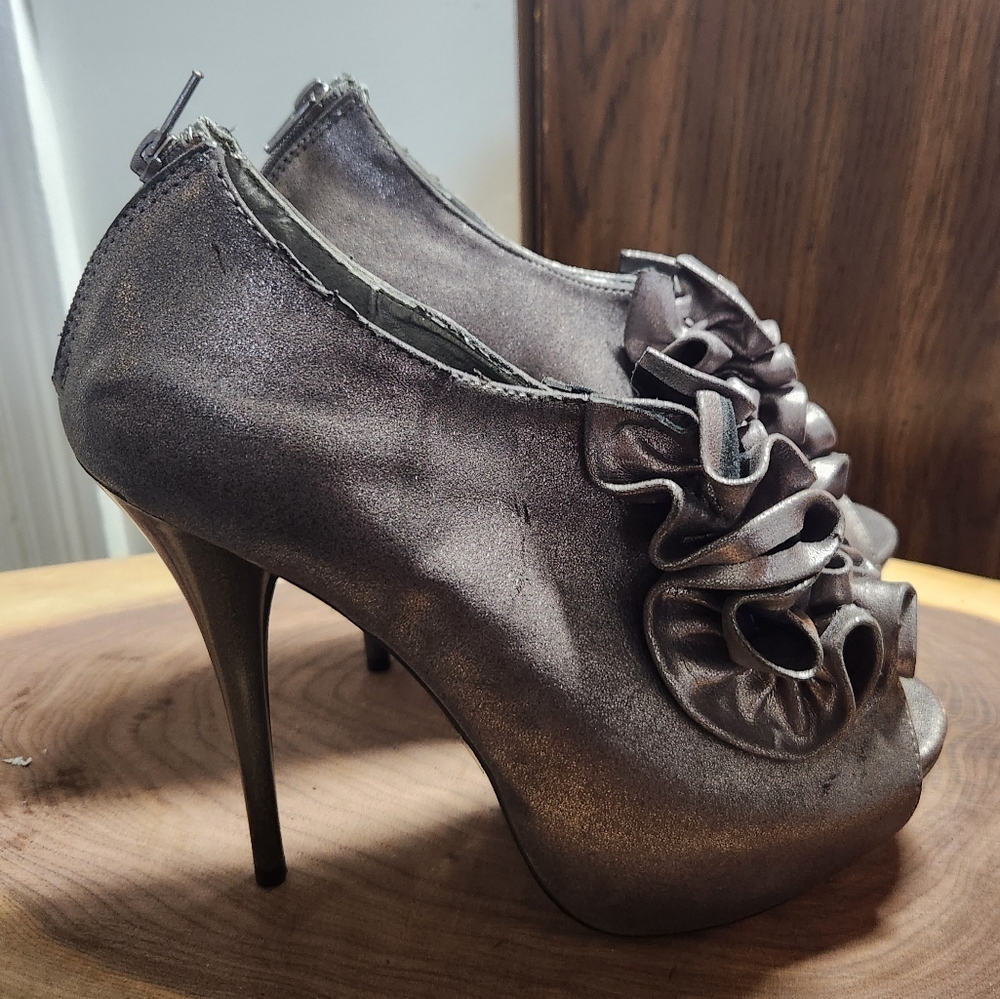 Charlotte Russe Size 8 Silver High Heel Peep-Toe Booties with Ruffle Detail
